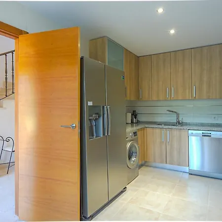 Сasa de vacaciones Townhouse Azata Golf - 5 Min Driving From The Beach Estepona