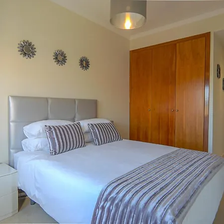Сasa de vacaciones Townhouse Azata Golf - 5 Min Driving From The Beach Estepona